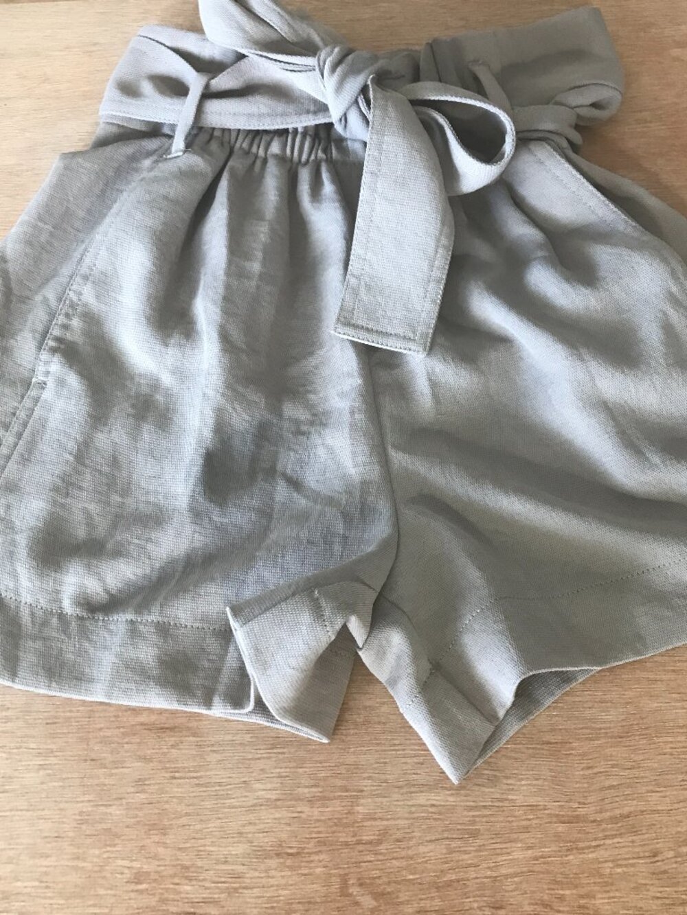 Wilfred Aritzia Paperbag Shorts Women 0 Beige Belted Pocket High Waisted Boho